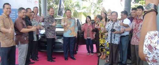 Toyota Berbagi: POLNES Terima Bantuan Alat Peraga Mobil Keluaran Terbaru "Toyota Vios" Sebagai Penunjang Kegiatan Praktek Mahasiswa