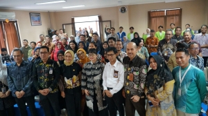 Mendiktisaintek Melalui Wamen Prof. Stella Christy Pastikan Peluang Riset Dosen &amp; Mahasiswa Terbuka Lebar Tahun 2025