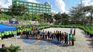 Direktur Kukuhkan 2.070 Peserta PERMATA PKKMB 2025, Selamat Datang 2.068 Mahasiswa Baru Politeknik Negeri Samarinda
